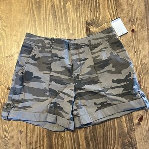 Womens camo camp shorts
